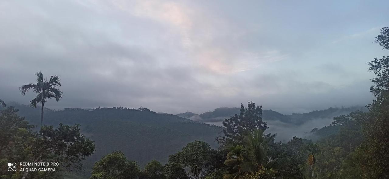 3R Residency Munnar Hostel Exterior photo