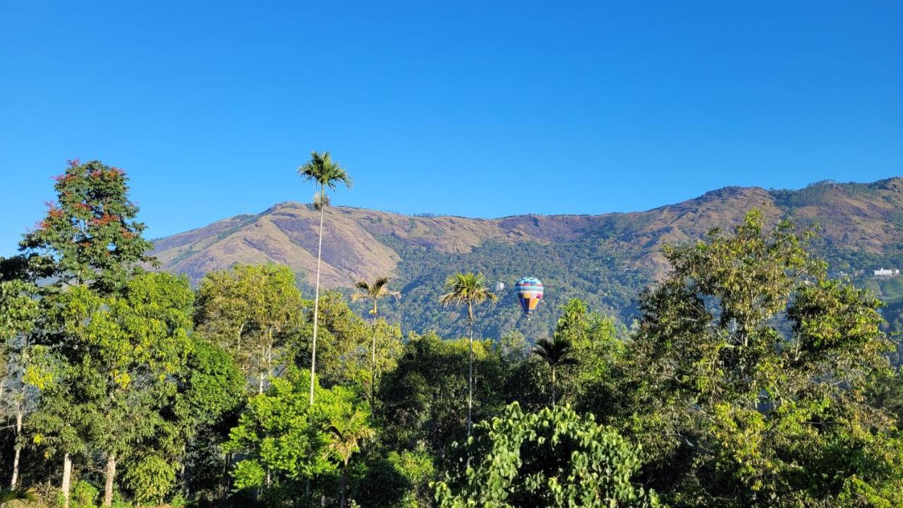 3R Residency Munnar Hostel Exterior photo
