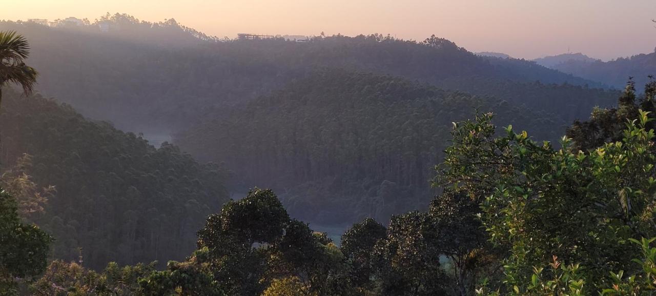 3R Residency Munnar Hostel Exterior photo
