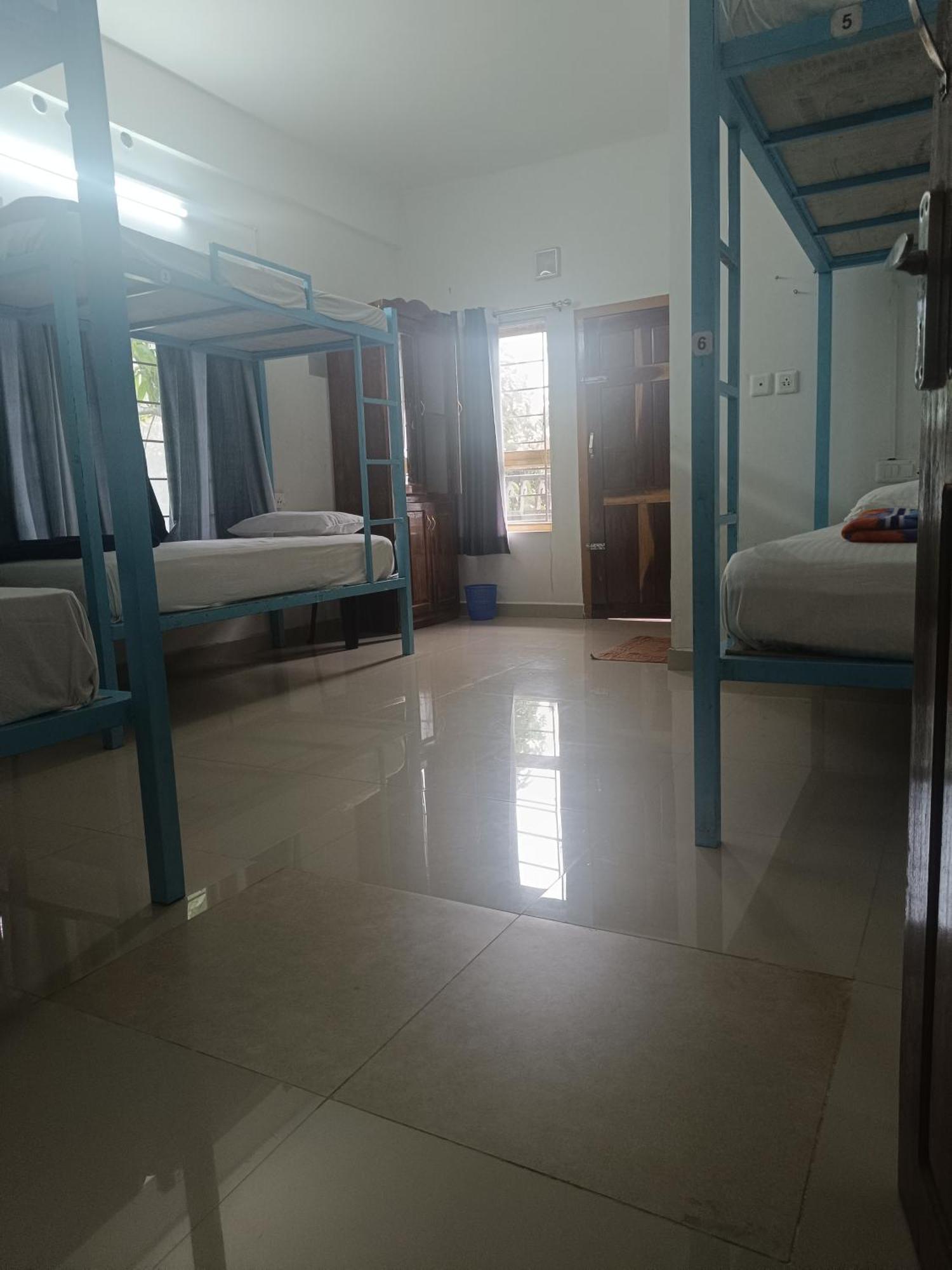 3R Residency Munnar Hostel Room photo
